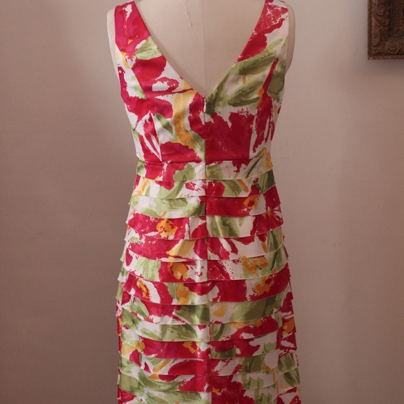 Floral JS Collection Flappery Style Dress - Picture 2 of 4